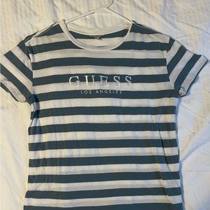 Guess Tshirt